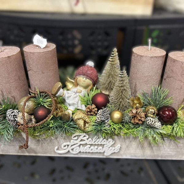 Adventi_barna_asztaldisz_kislannyal_13.990_Ft