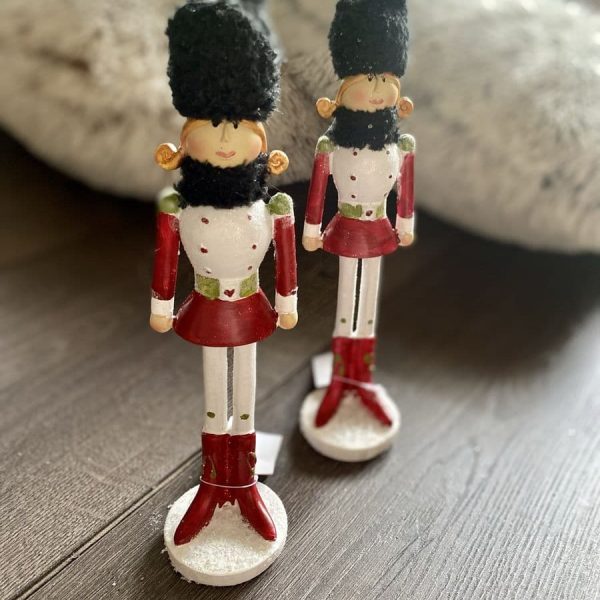 Karacsonyi_katonak_3.590 Ft_db